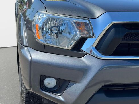 Used 2015 Toyota Tacoma PreRunner w/ SR5 Package RWD image 6
