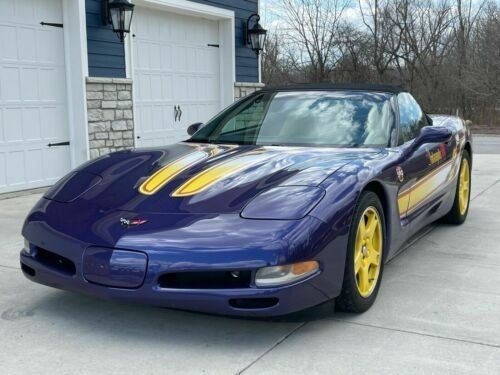 Used 1998 Chevrolet Corvette Convertible w/ Memory Pkg RWD image 2