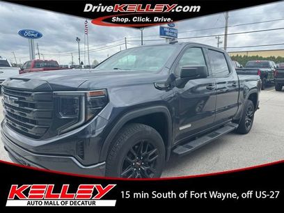 Used 2023 GMC Sierra 1500 Elevation w/ LPO, Elevation Black Package