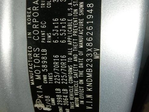 Used 2008 Kia Sedona LX FWD image 38