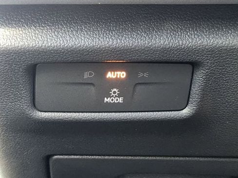 New 2026 Volkswagen Tiguan SE R-Line image 20