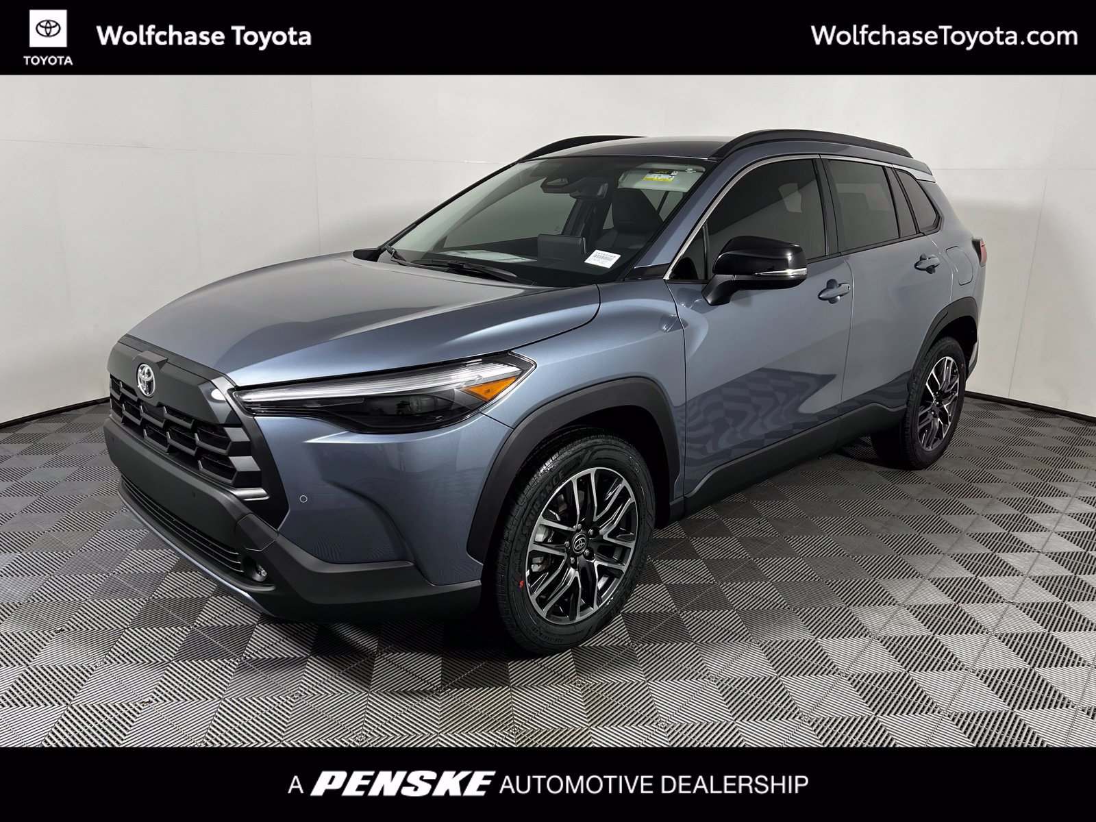 Used 2026 Toyota Corolla Cross XLE AWD/4WD image 1