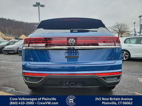 Certified 2025 Volkswagen Atlas Cross Sport SE image 29