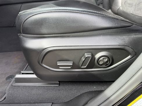 Used 2024 Jeep Grand Cherokee Altitude image 16