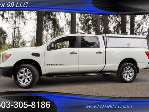 Used 2021 Nissan Titan SV w/ SV Convenience Package AWD/4WD image 5