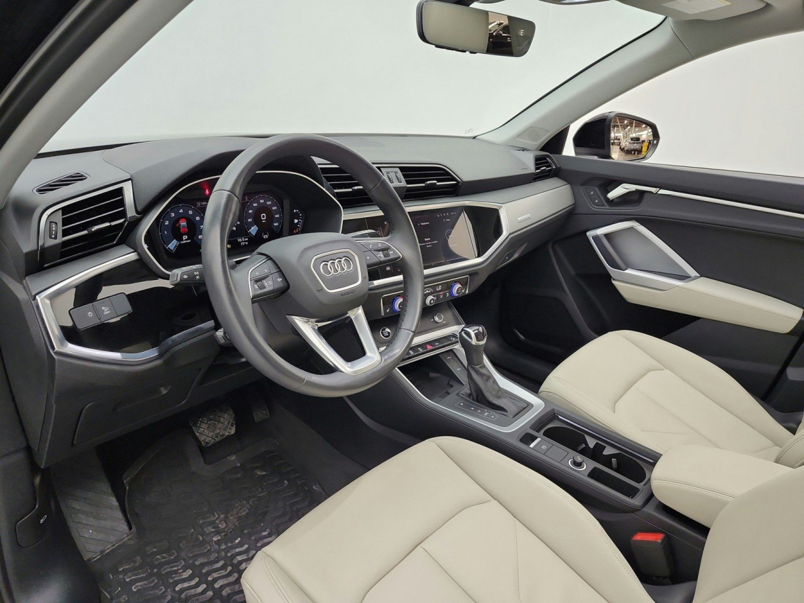 Used 2024 Audi Q3 2.0T Premium AWD/4WD image 12