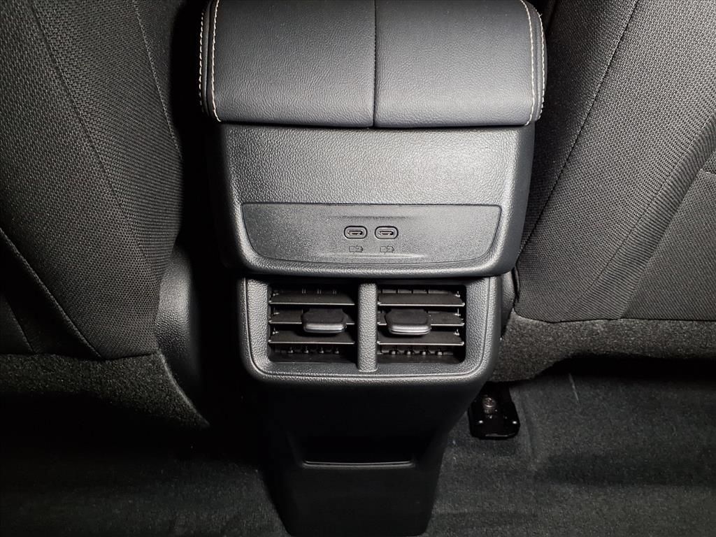 Used 2026 GMC Terrain Elevation w/ Black Edition FWD image 13
