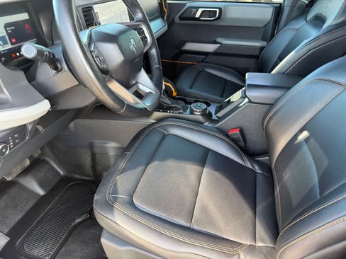 Used 2022 Ford Bronco Badlands AWD/4WD image 15