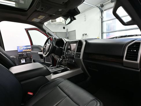 Used 2019 Ford F150 Lariat w/ Equipment Group 502A Luxury AWD/4WD image 51