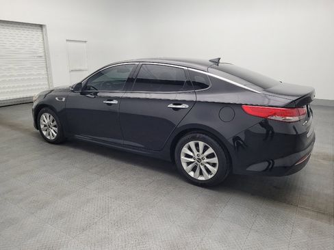 Used 2018 Kia Optima EX w/ Premium Package image 3