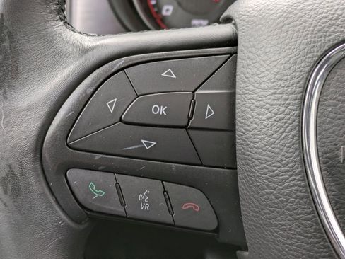 Used 2016 Dodge Charger SE w/ Power Sunroof Group image 17