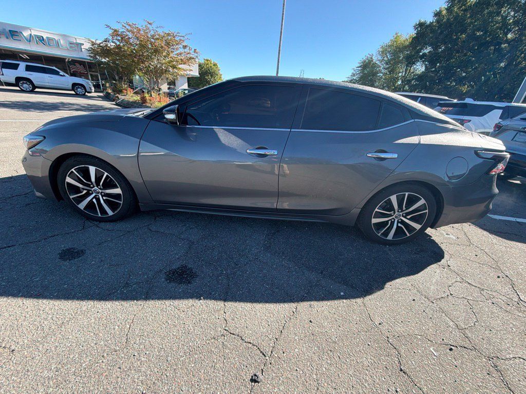 Used 2021 Nissan Maxima 3.5 SV w/ Floor Mat Group FWD image 5