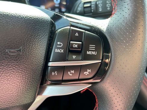 Used 2025 Ford Explorer ST-Line w/ ST-Line Street Pack AWD/4WD image 26