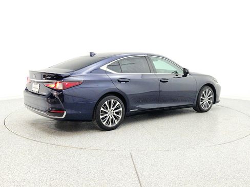 Used 2021 Lexus ES 300h w/ Premium Package FWD image 5