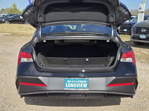 New 2026 Hyundai Elantra SEL Sport Premium FWD image 6