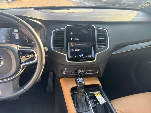 Used 2019 Volvo XC90 T6 Momentum w/ Advanced Package image 11