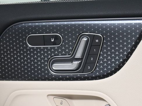 Used 2026 Mercedes-Benz GLA 250 4MATIC image 27