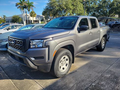 Certified 2023 Nissan Frontier S w/ Technology Package RWD image 2