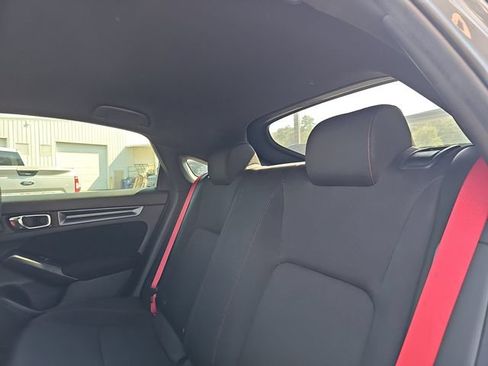 Used 2023 Honda Civic Type R image 13