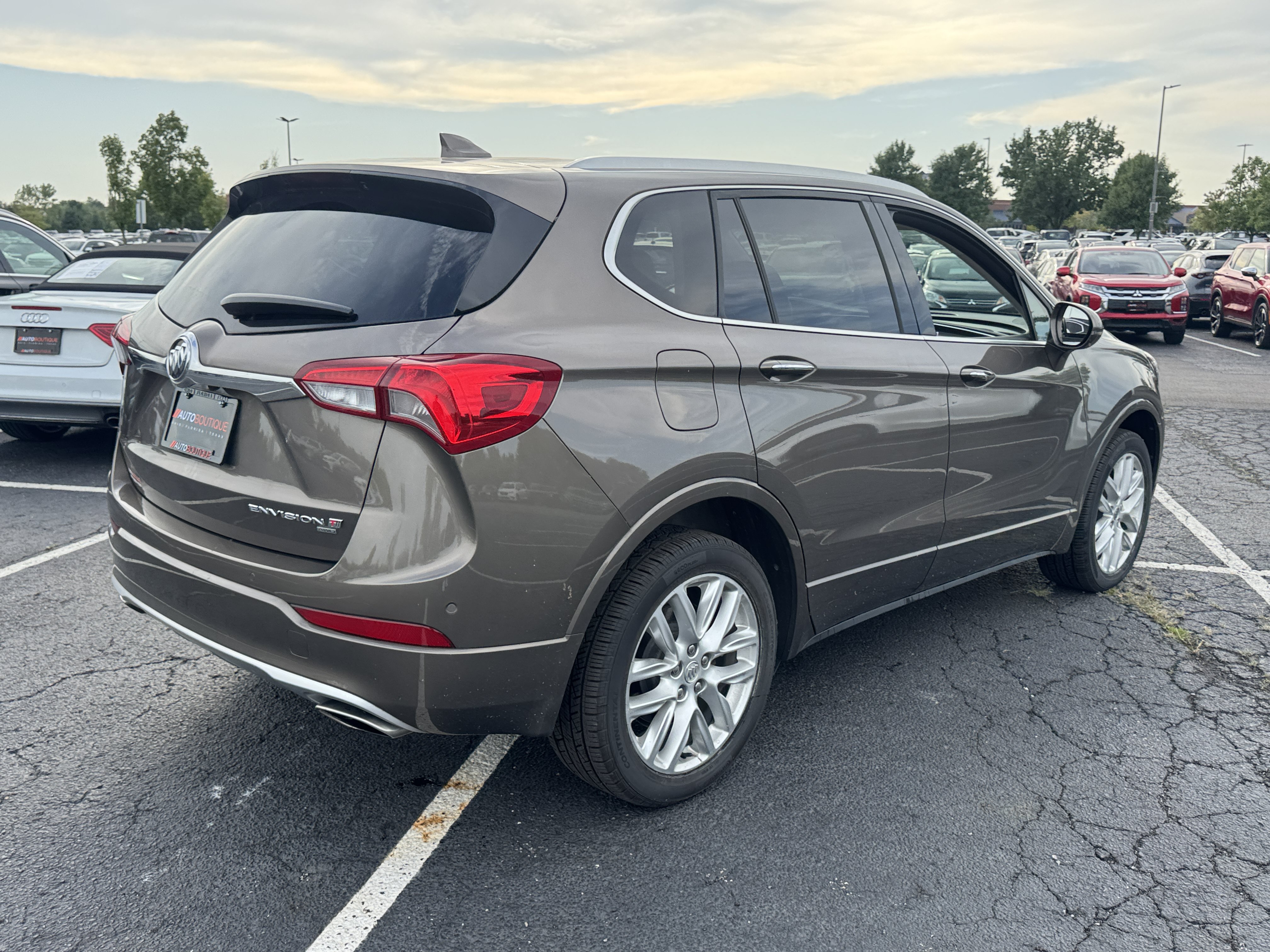 Used 2019 Buick Envision Premium AWD/4WD image 13