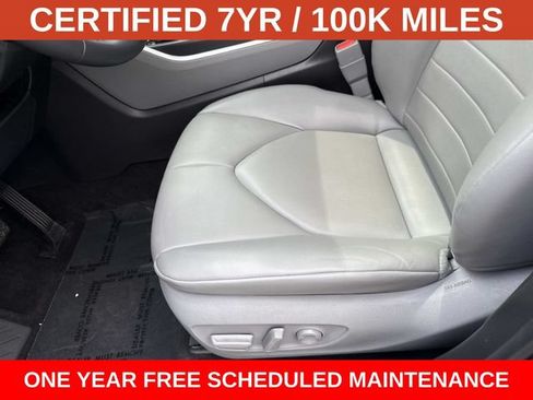 Used 2023 Toyota Highlander XLE FWD image 15