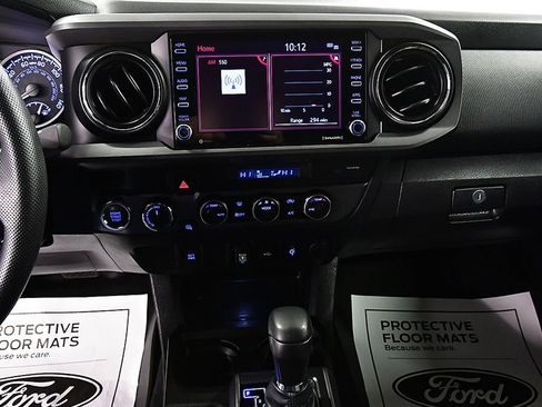 Used 2023 Toyota Tacoma TRD Sport AWD/4WD image 27
