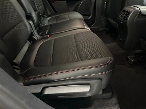 Used 2025 Ford Escape ST-Line image 46