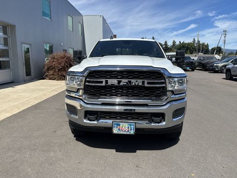Used 2022 RAM 2500 Tradesman AWD/4WD image 8