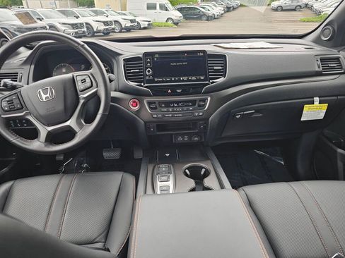 Used 2025 Honda Ridgeline TrailSport+ image 21