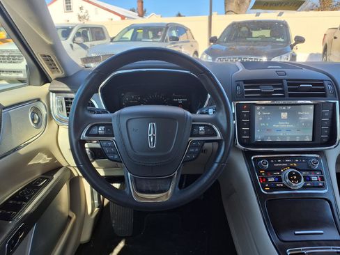Used 2020 Lincoln Continental Reserve w/ Luxury Package AWD/4WD image 14