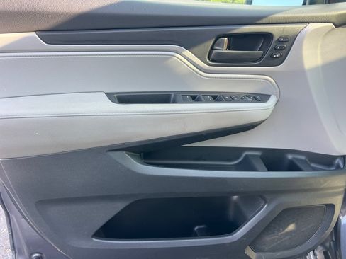 Used 2018 Honda Odyssey EX-L image 10