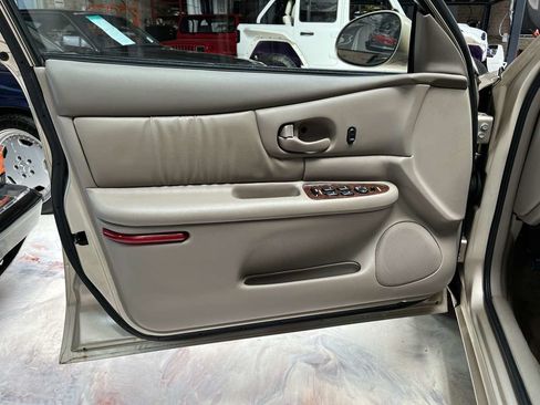 Used 2005 Buick Century Custom FWD image 21