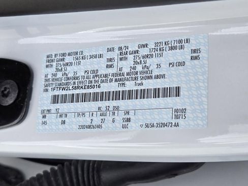 Used 2024 Ford F150 STX image 31