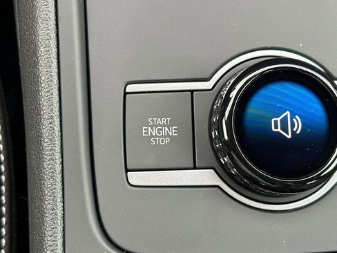 New 2026 Volkswagen Tiguan SE R-Line image 21