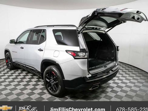 Certified 2020 Chevrolet Traverse Premier w/ Redline Edition FWD image 37