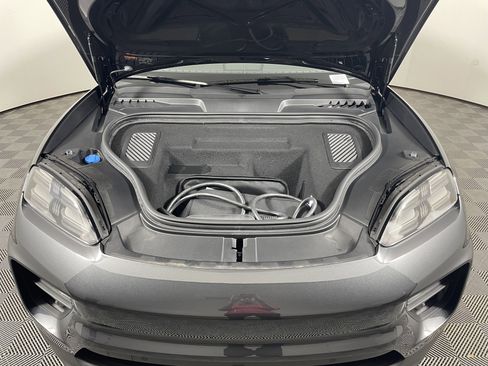 Used 2025 Porsche Macan Electric image 22