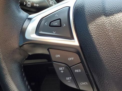 Certified 2024 Ford Edge SEL w/ Convenience Package AWD/4WD image 18