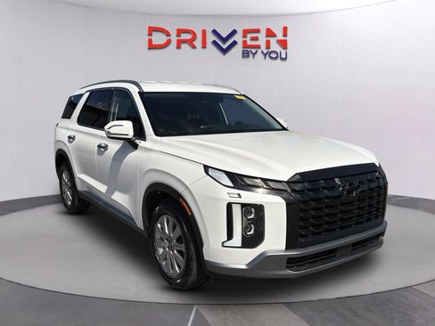 Used 2024 Hyundai Palisade SEL FWD image 1