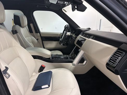 Used 2022 Land Rover Range Rover Westminster Edition image 25