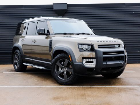 Used 2020 Land Rover Defender 110 SE image 9