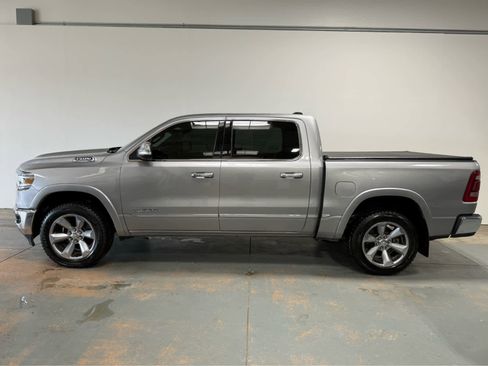 Used 2022 RAM 1500 Limited AWD/4WD image 2