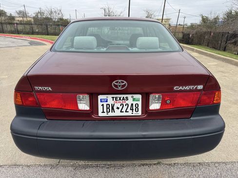 Used 2001 Toyota Camry CE image 6
