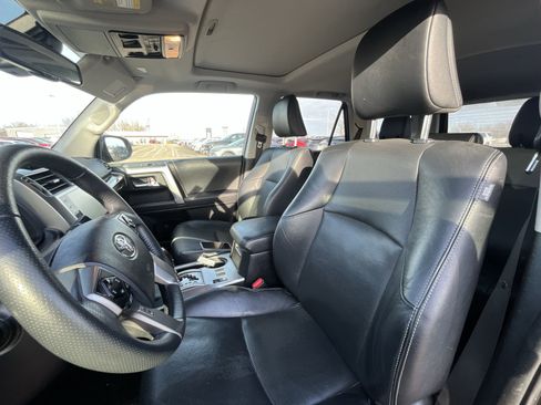 Used 2022 Toyota 4Runner Limited image 13