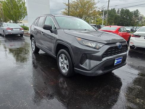 Certified 2022 Toyota RAV4 LE AWD/4WD image 8