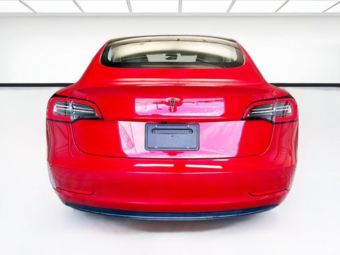 Used 2023 Tesla Model 3 Standard Range RWD image 5