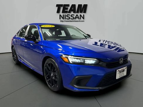 Used 2024 Honda Civic Sport image 1