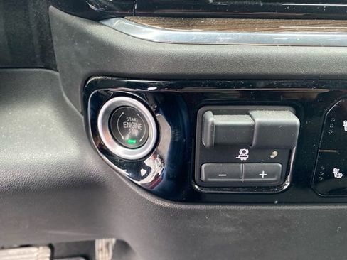 Used 2023 Chevrolet Silverado 1500 RST image 12