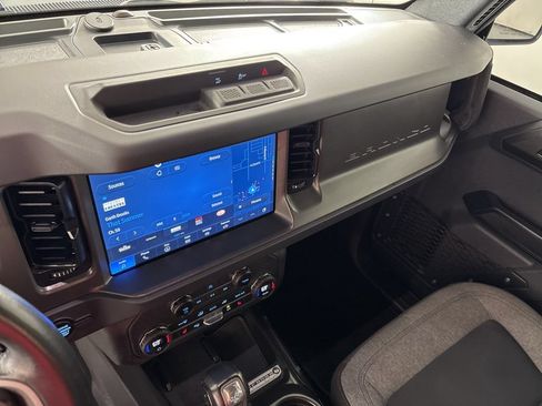 Used 2025 Ford Bronco Big Bend AWD/4WD image 40