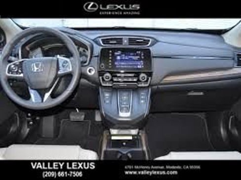 Used 2021 Honda CR-V Touring image 9