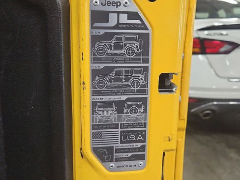 Used 2019 Jeep Wrangler Unlimited Sport S image 28